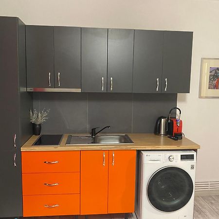 Sofi Studio Central Bucarest Esterno foto